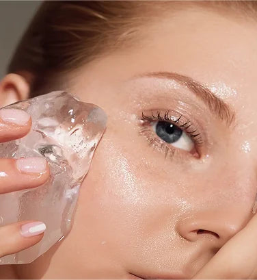 Can Ice Really Shrink Your Pores? The Truth About Face Icing, Cold Beauty & Acne